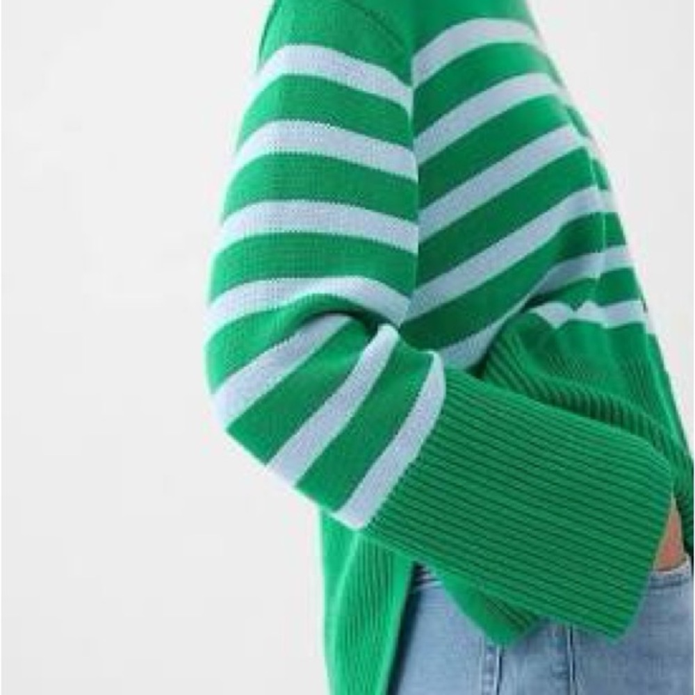 GAP Split-Hem Green and Light-Blue Striped Women's Sweater Size Medium Tall
